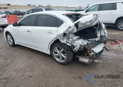 2015 Nissan Altima 2.5 Sl z USA, uszkodzony, nr VIN 1N4AL3AP1FC247937
